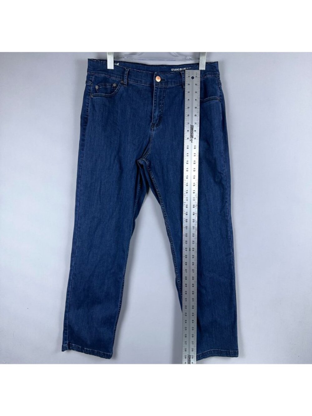 Mugsy Studio Blues Jeans Size 35x30 Casual Straight Leg Dark Wash - Picture 6 of 11